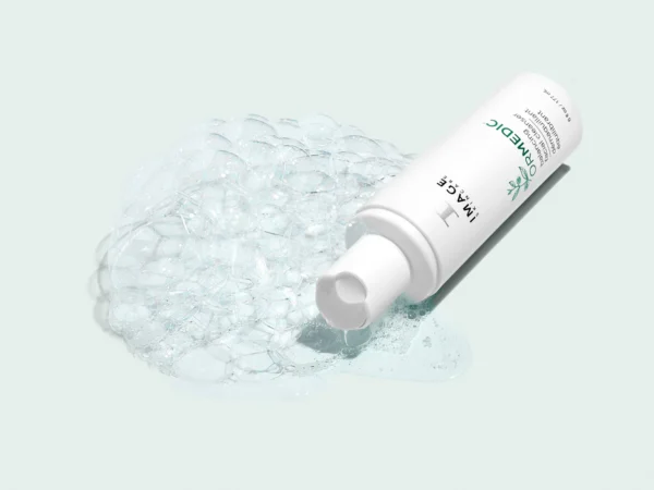 Image Skincare ORMEDIC - Balancing Facial Cleanser - Afbeelding 3